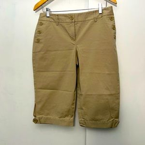 Loft khaki capris size 8 Marissa style